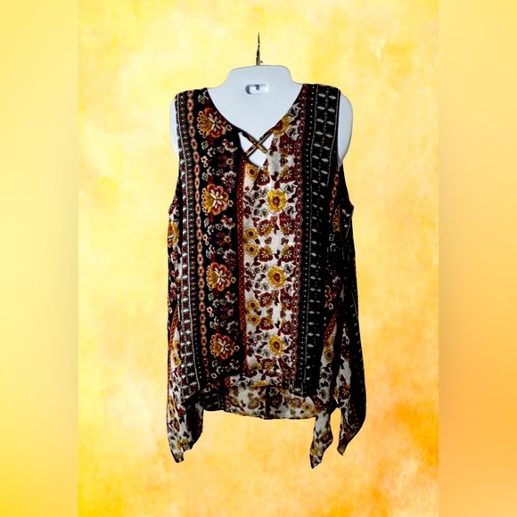 EST. 1946 Tops - EUC EST. 1946 Cami top size large boho